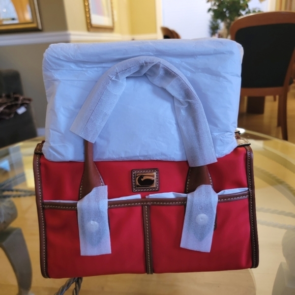 Dooney & Bourke NWT Camden Wayfarer Satchel - Picture 3 of 16